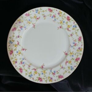 Heinrich Dinner Plates (2) Croquette White Pattern